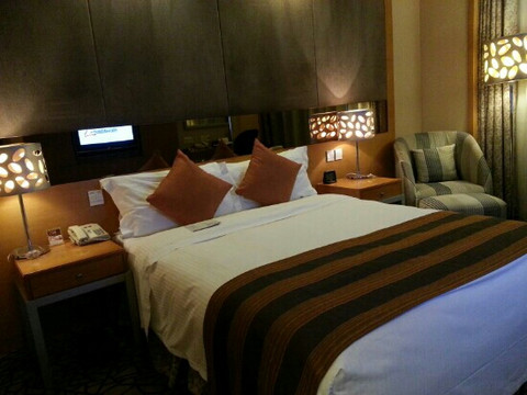 北京丽亭华苑酒店主图