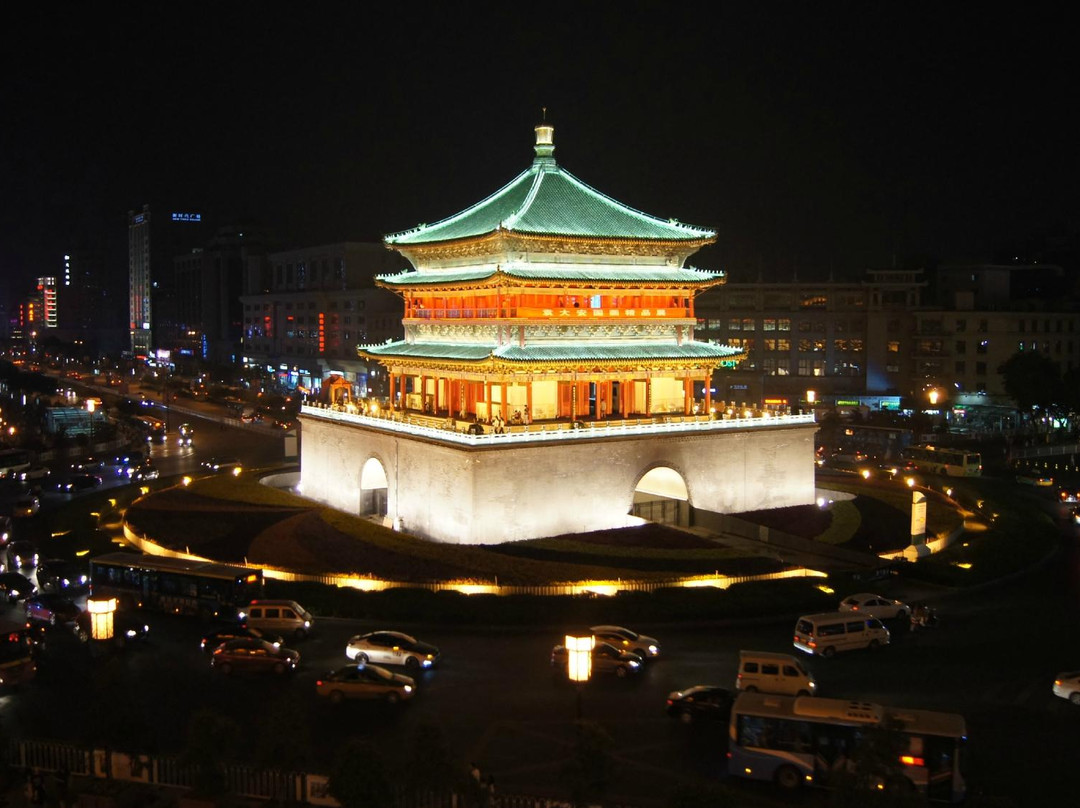 西安钟楼景点图片
