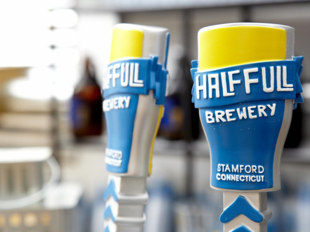 Half Full Brewery-斯坦福必去景点