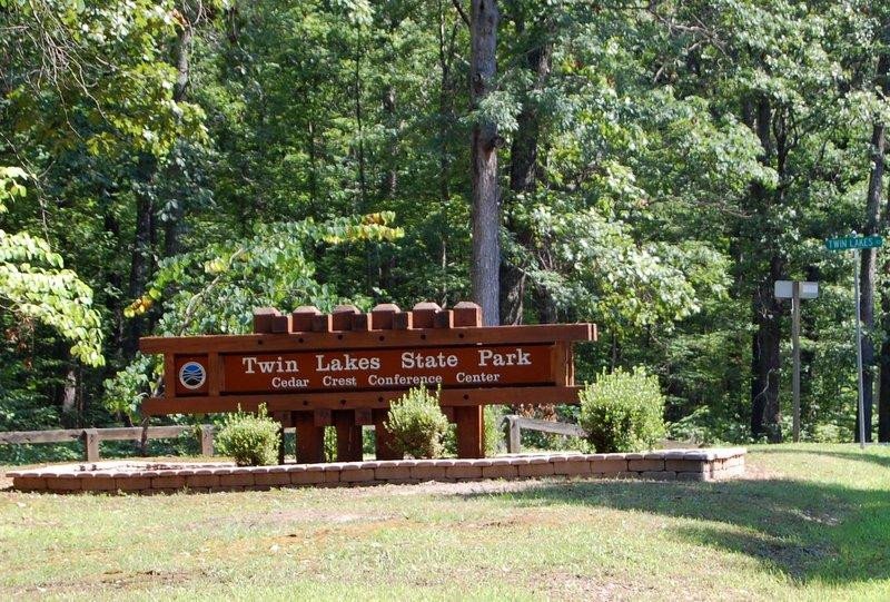 Twin Lakes State Park景点图片