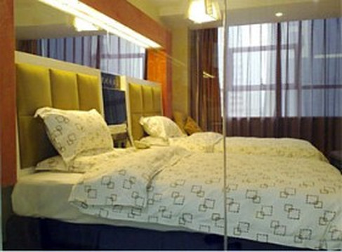 莱凯时尚酒店主图