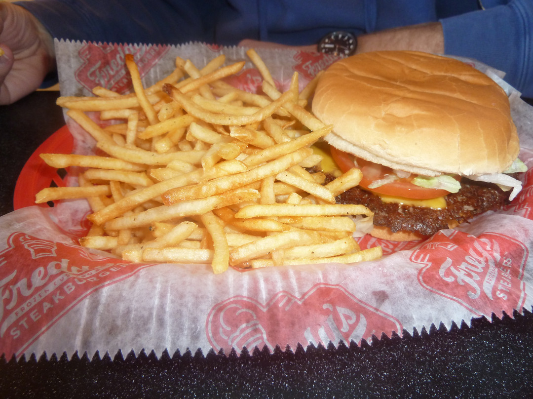 Freddy's Frozen Custard & Steakburgers