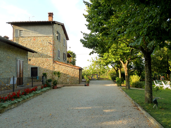 Borghetto di Tuoro旅游攻略图片