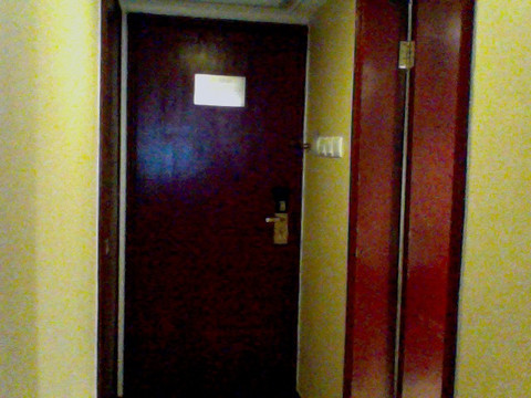 上海由由大酒店（仁济东院塘桥地铁站店）主图