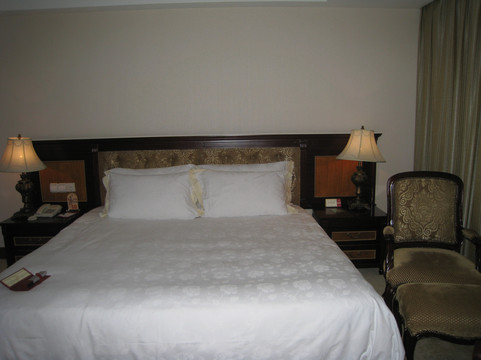 佛山三水狮皇花圆酒店主图