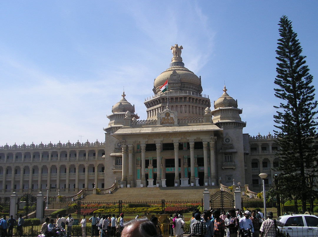 Vidhana Soudha and Attara Kacheri景点图片