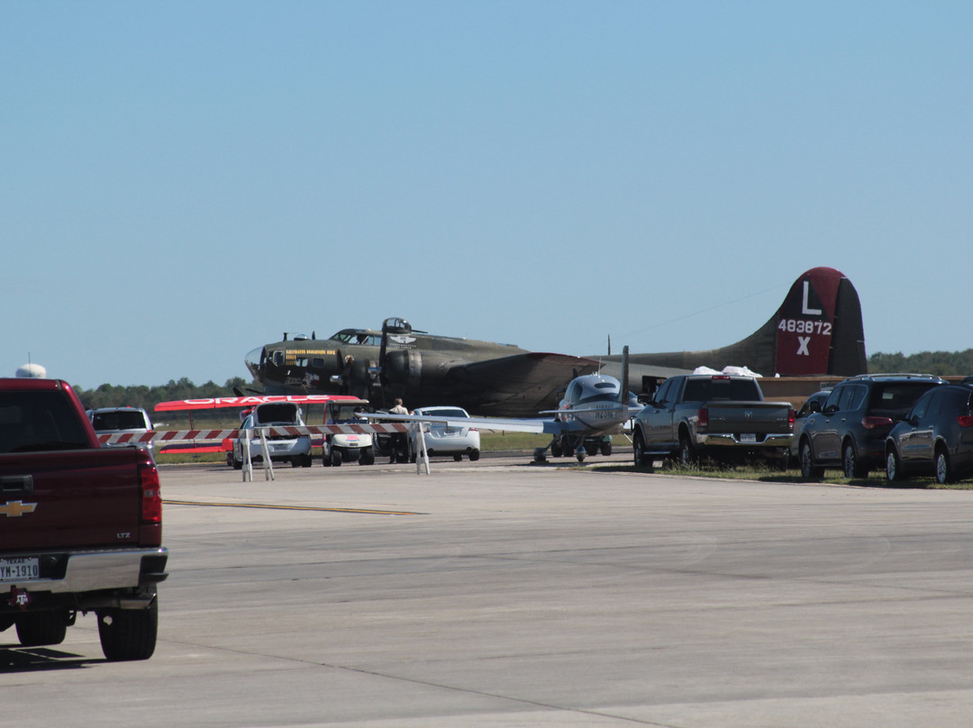 Commemorative Air Force - Houston Wing景点图片