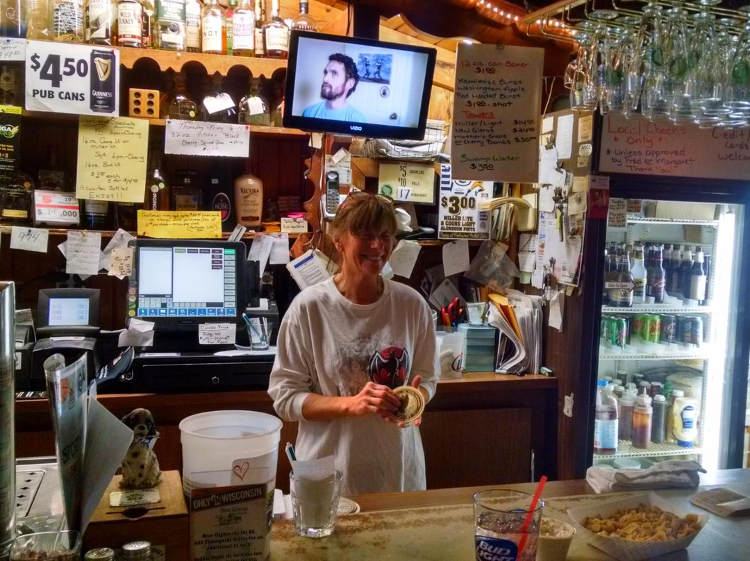 Sportsman's Bar and Grill