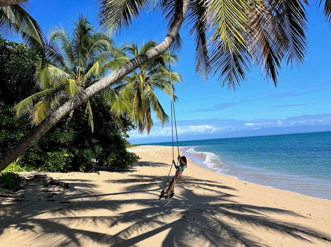 东班达拉岛度假村主图