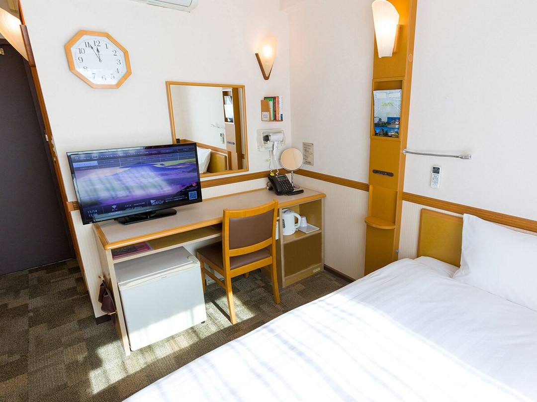 Toyoko Inn Yokohama-Sen Fuchinobe-Eki Minami-Guchi主图