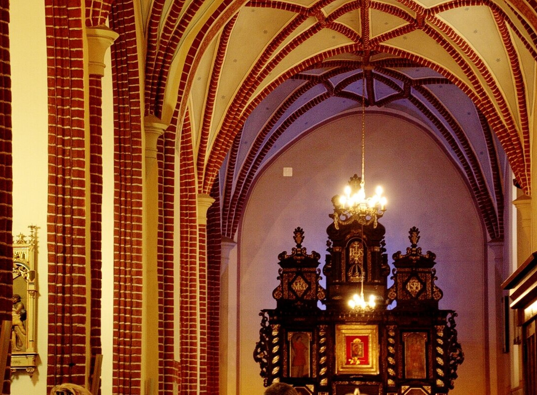 Bazylika Matki Bożej Pocieszenia i św. Stanisława Biskupa景点图片