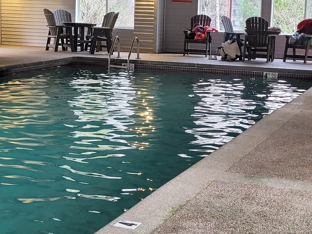 Attitash Mountain Village主图