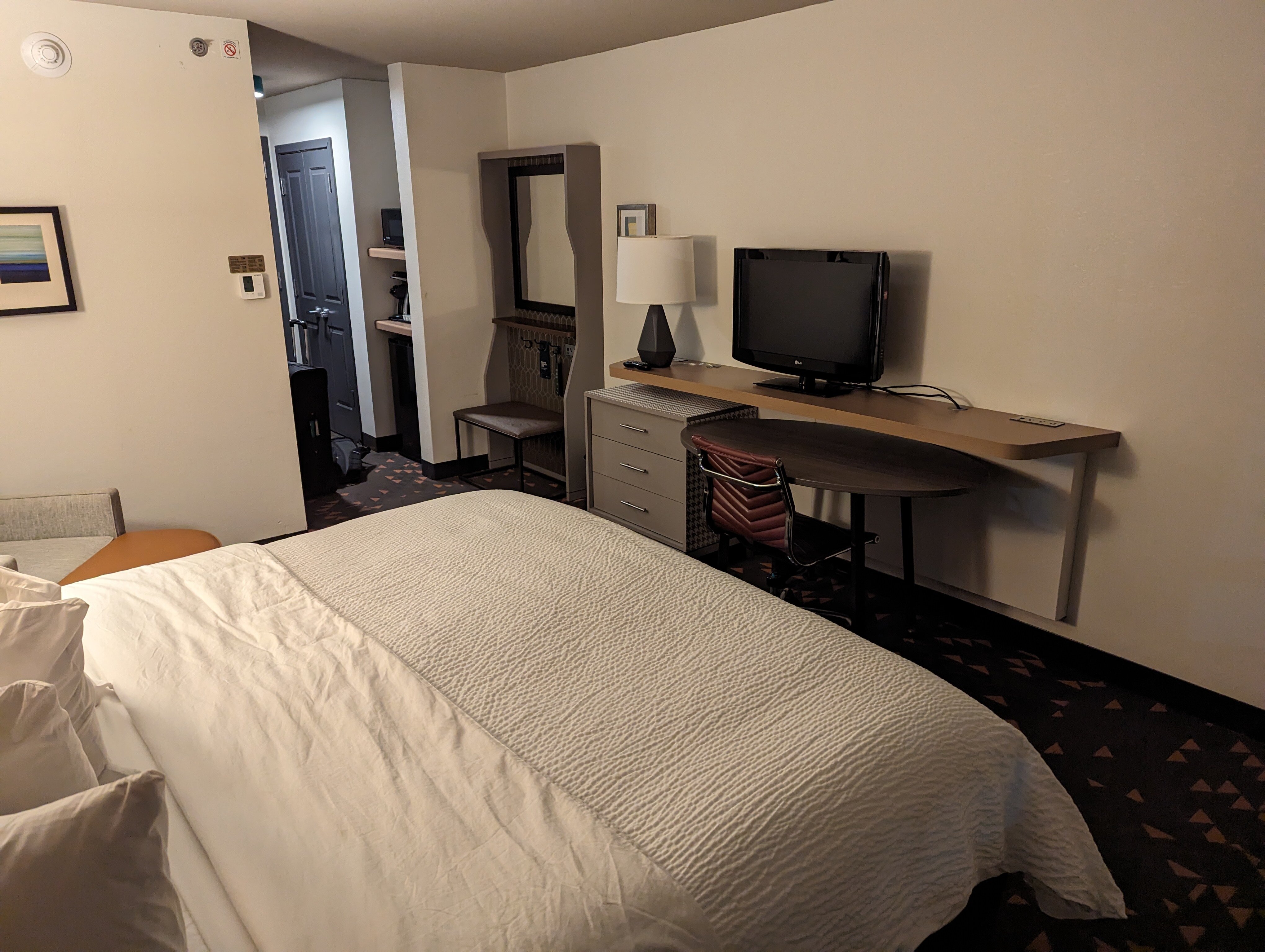 堪萨斯城机场假日酒店-客卧