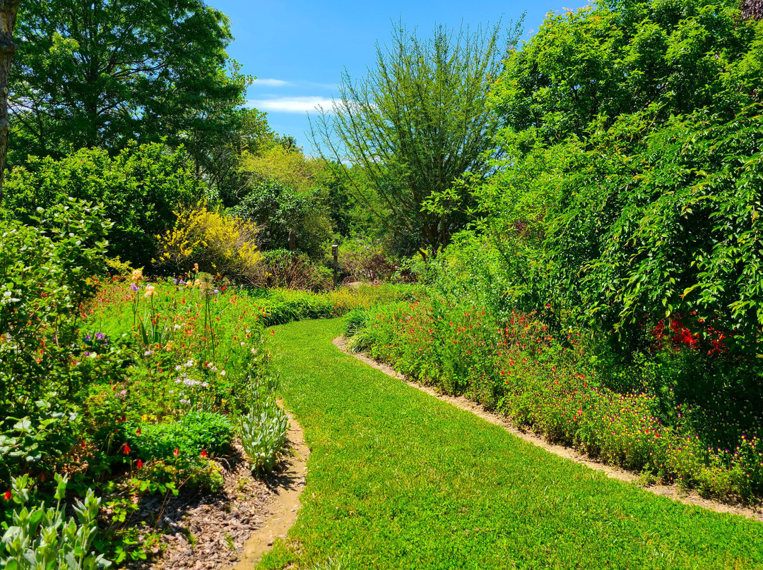 Birdsong Pleasure Garden-卢雷必去景点