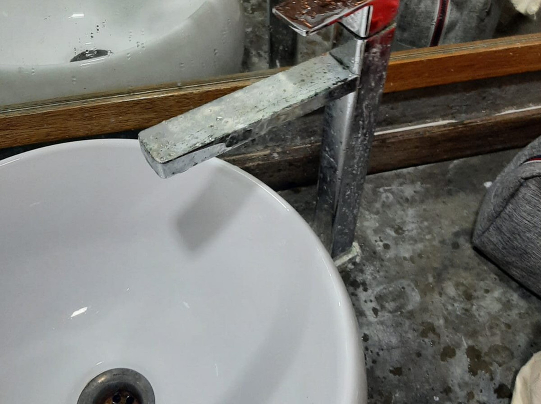 Dhiffushi White Sand Beach Hotel主图