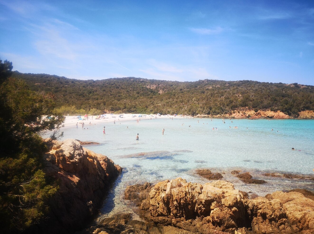 Plage de Carataggio-维琪奥港必去景点