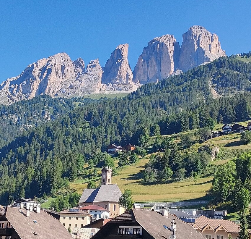 Hotel Gran Chalet Soreghes主图
