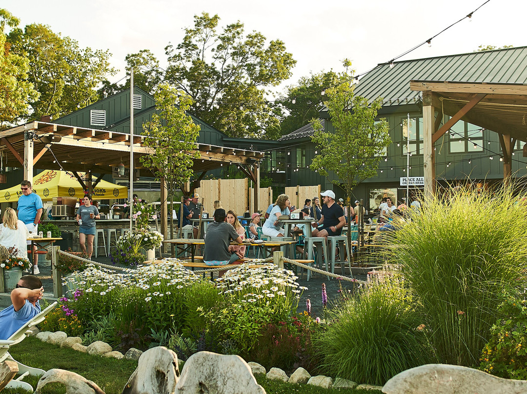 Island Creek Oyster Farm And Raw Bar景点图片