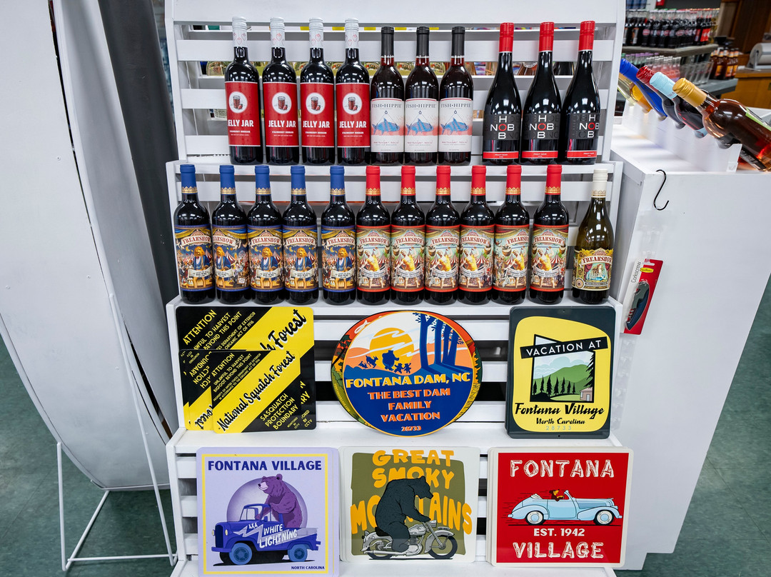 Fontana Village General Store