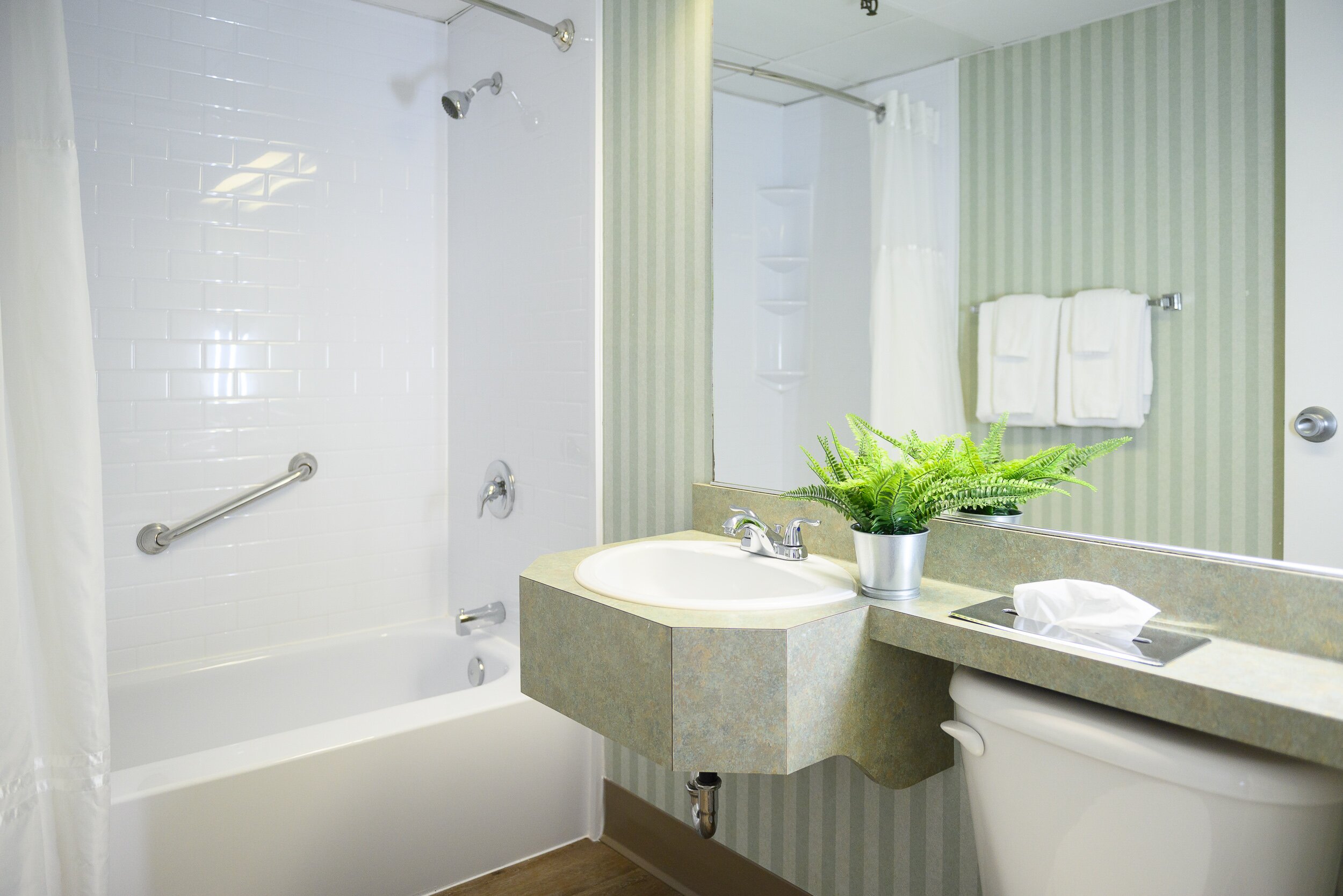 Rodd Grand Yarmouth Hotel-浴室