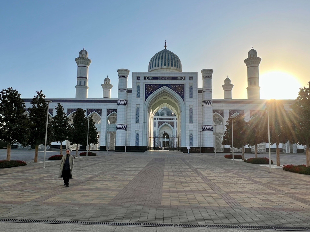 Haji Yaqub Mosque-杜尚别必去景点