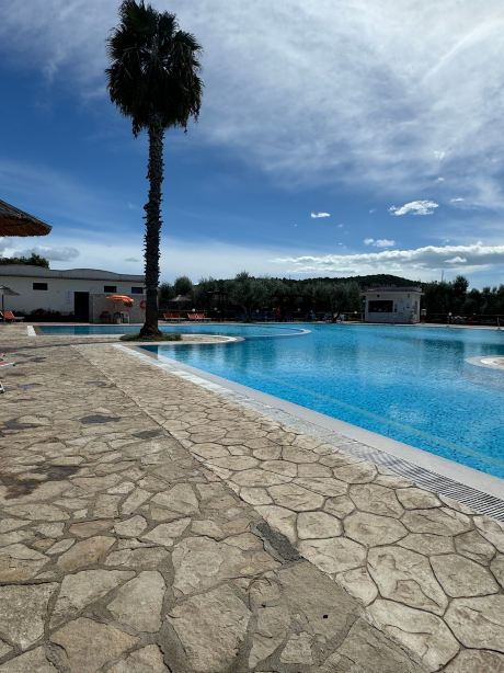 Centro Vacanze Oriente-官方