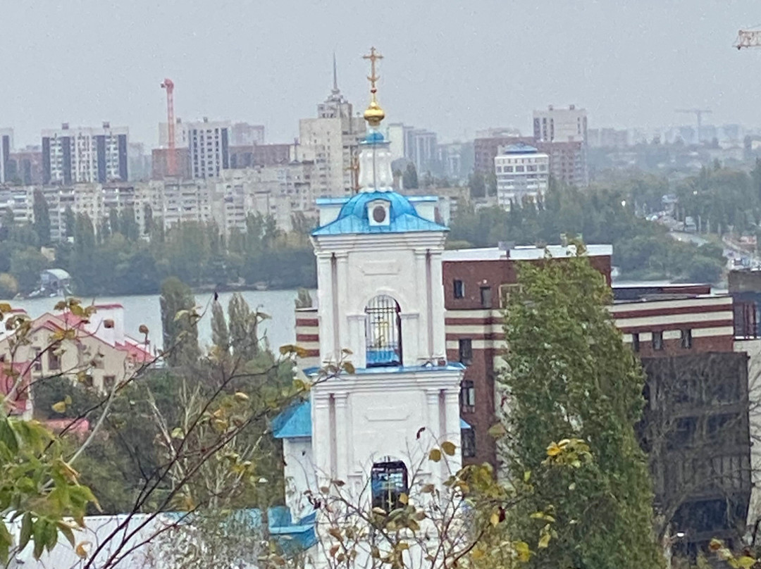 Tikhvino-Onufriyevskaya Church景点图片
