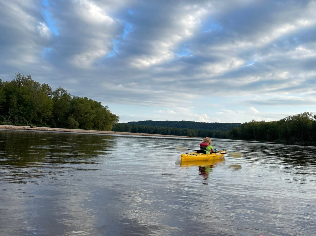 Broken Paddle Guiding Co.-Wabasha必去景点