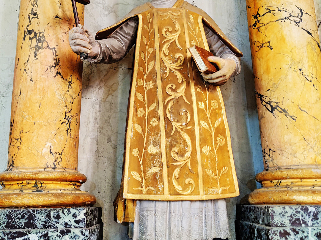 Église Paroissiale  Saint-Caprais-伊瓦勒马龙必去景点