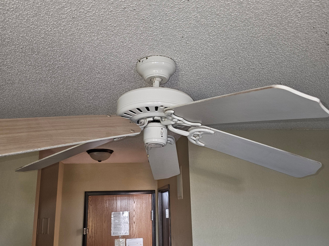 Super 8 by Wyndham Gurnee主图