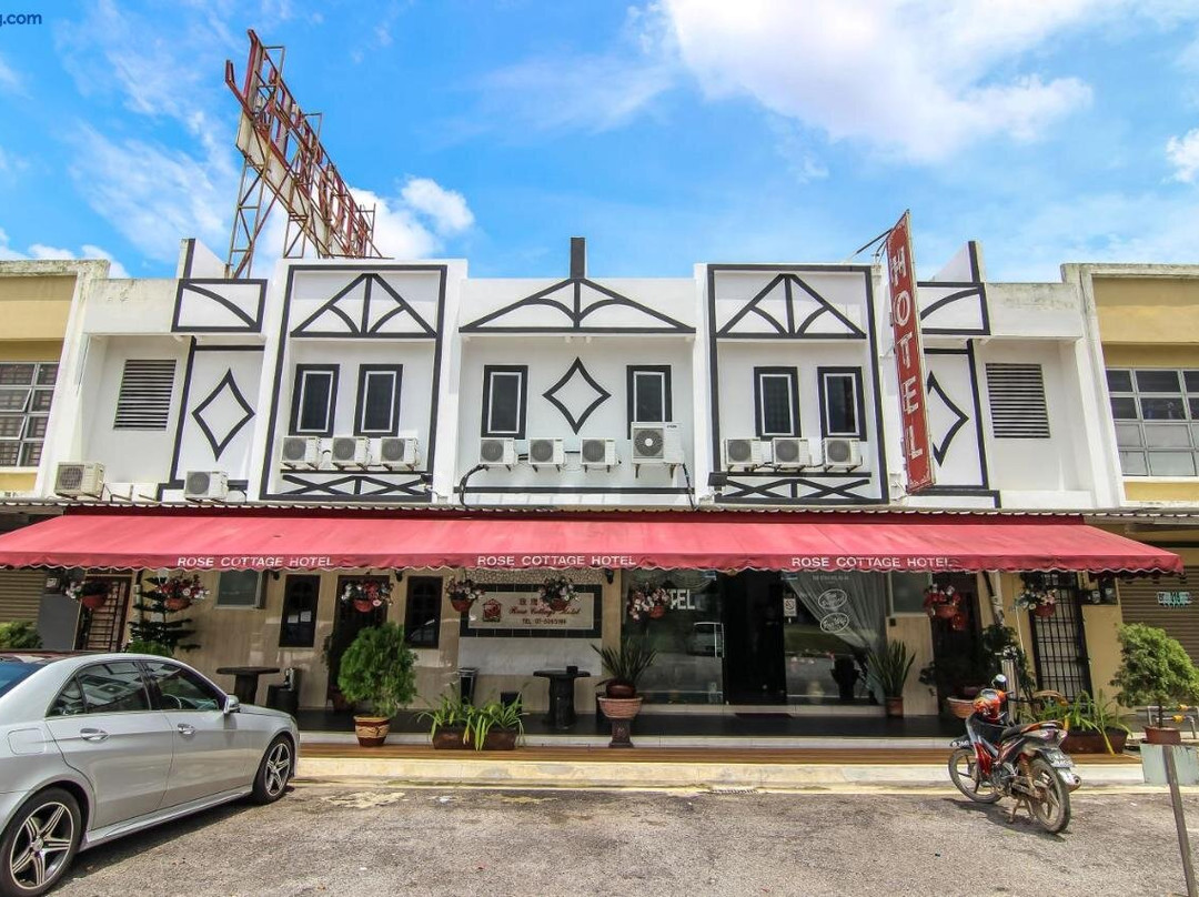 玫瑰小屋酒店 - 努沙再也工业园