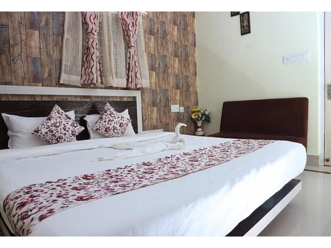 Hotel Janvi International Inn