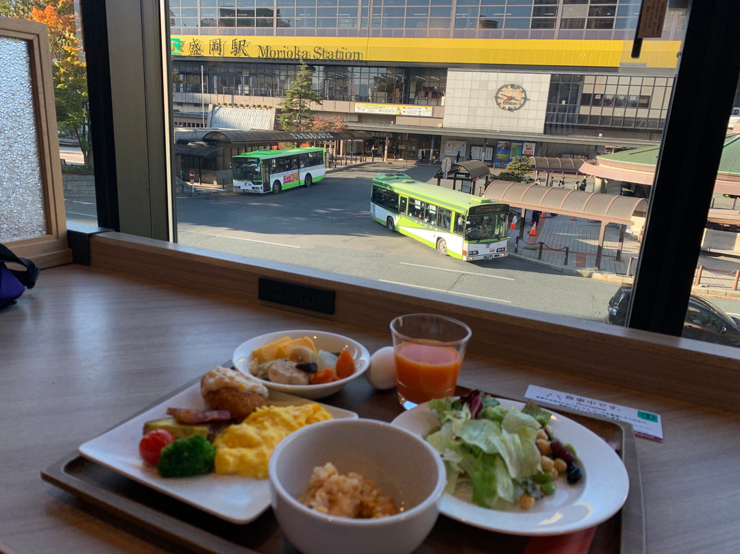 盛冈站前里士满酒店主图
