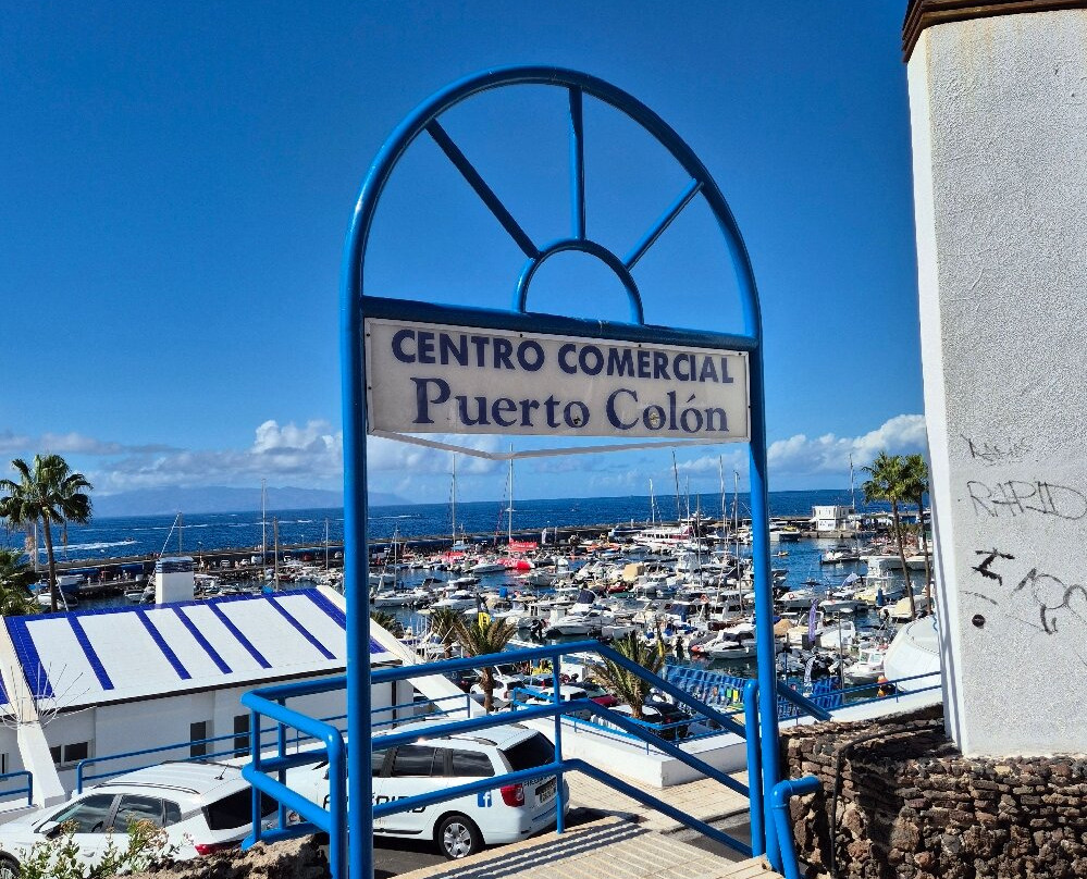Club Nautico Puerto Colon-奥德杰海岸必去景点