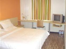 7天天津解放南路店主图