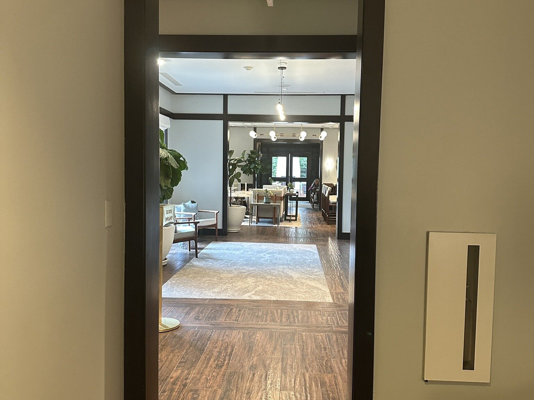 阿姆布罗斯酒店主图