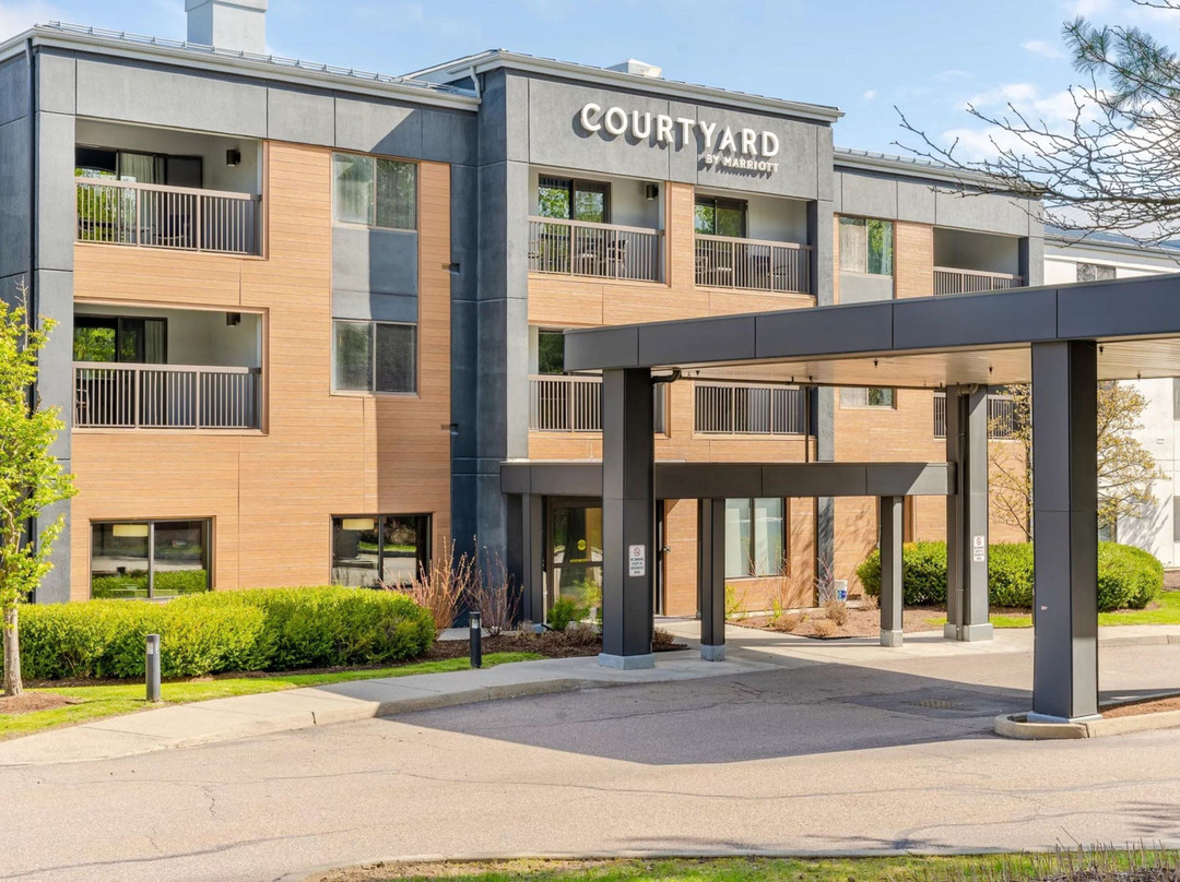 Courtyard by Marriott Burlington Williston主图