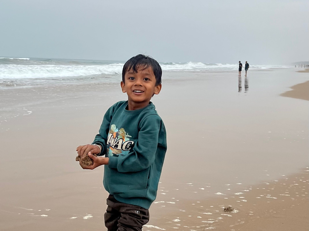 Pati Sonepur Beach景点图片