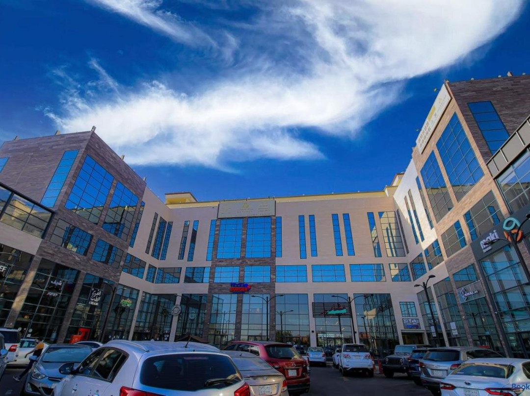 Laten Suites Al Salim Plaza