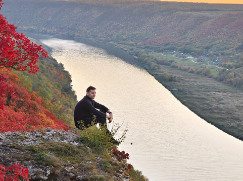 Trails & Tales Tours-基希讷乌必去景点