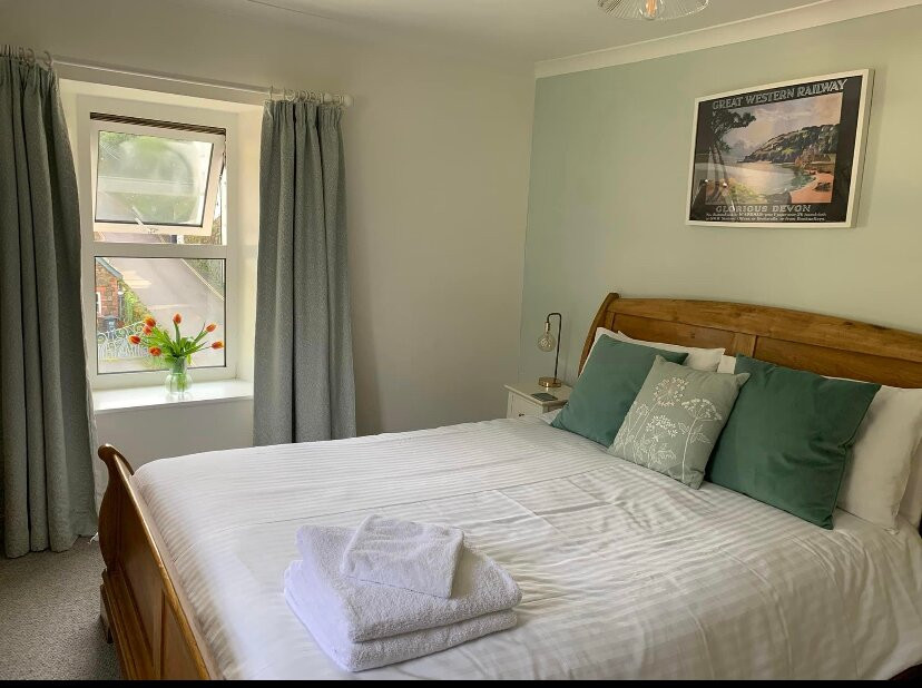 East Lyn House主图