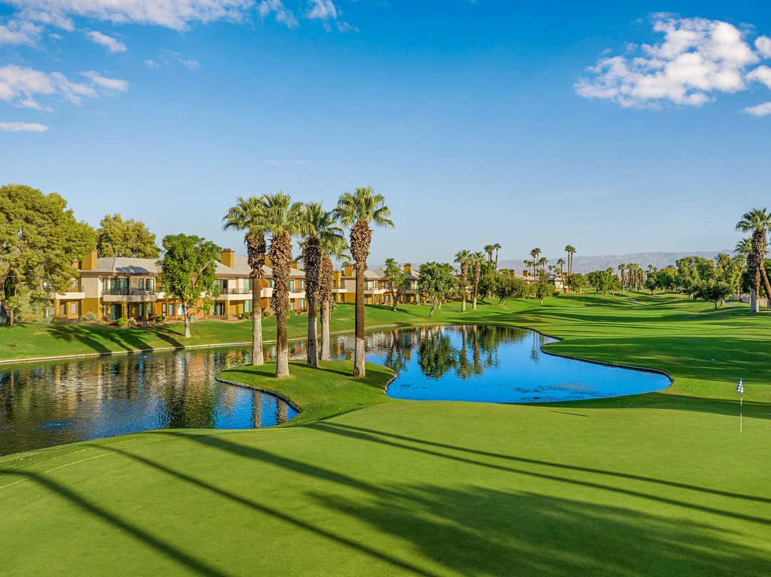 万豪沙漠泉别墅酒店主图