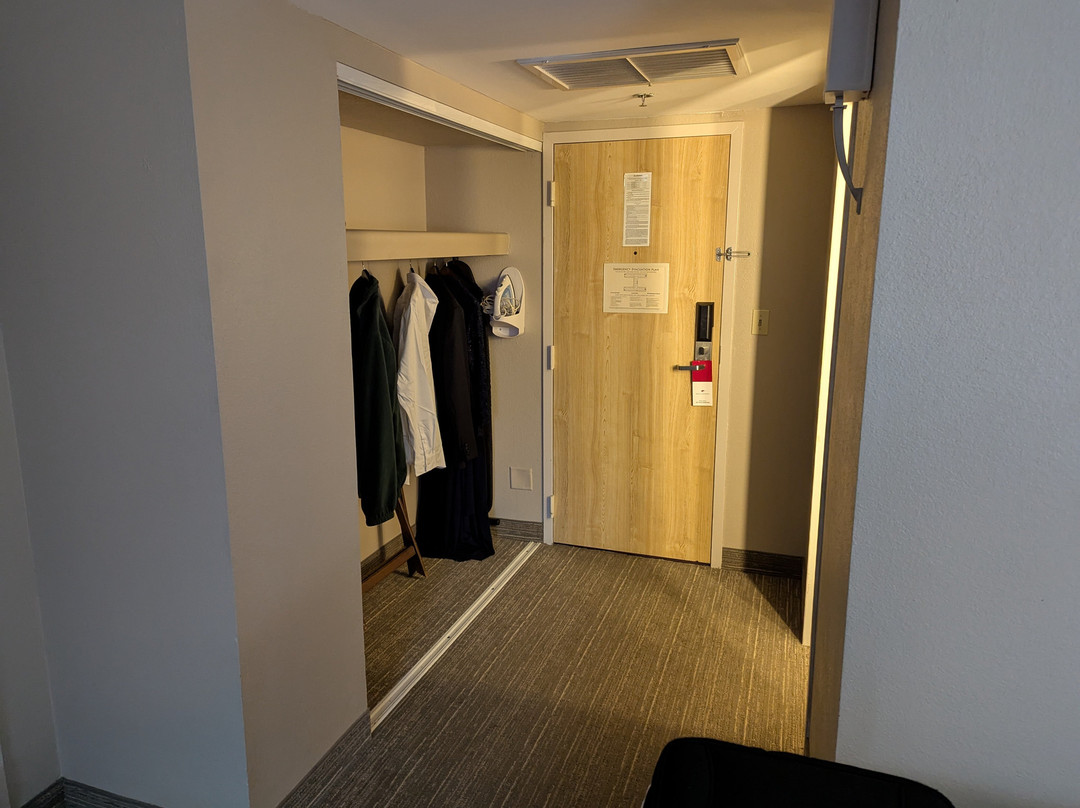 Hotel Capstone主图