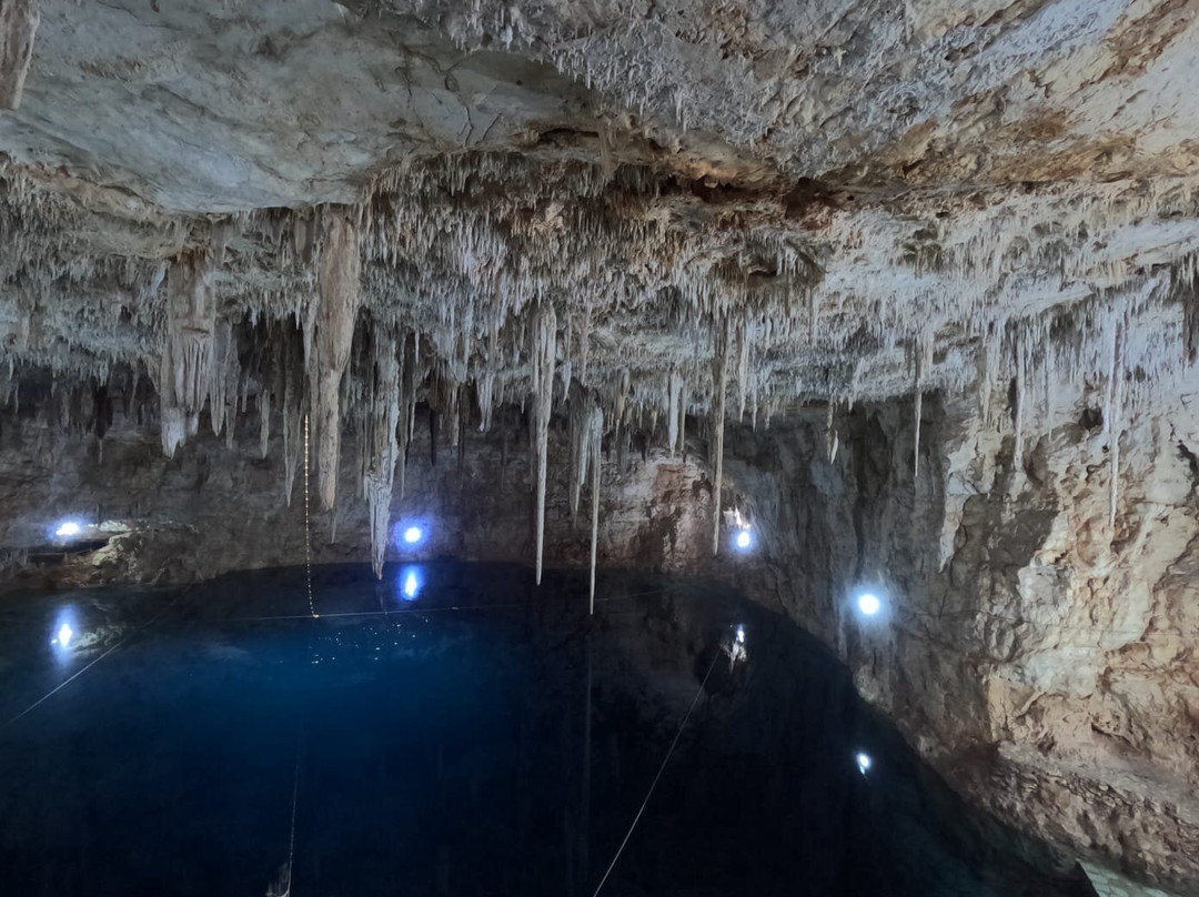 Cenote Palomitas景点图片