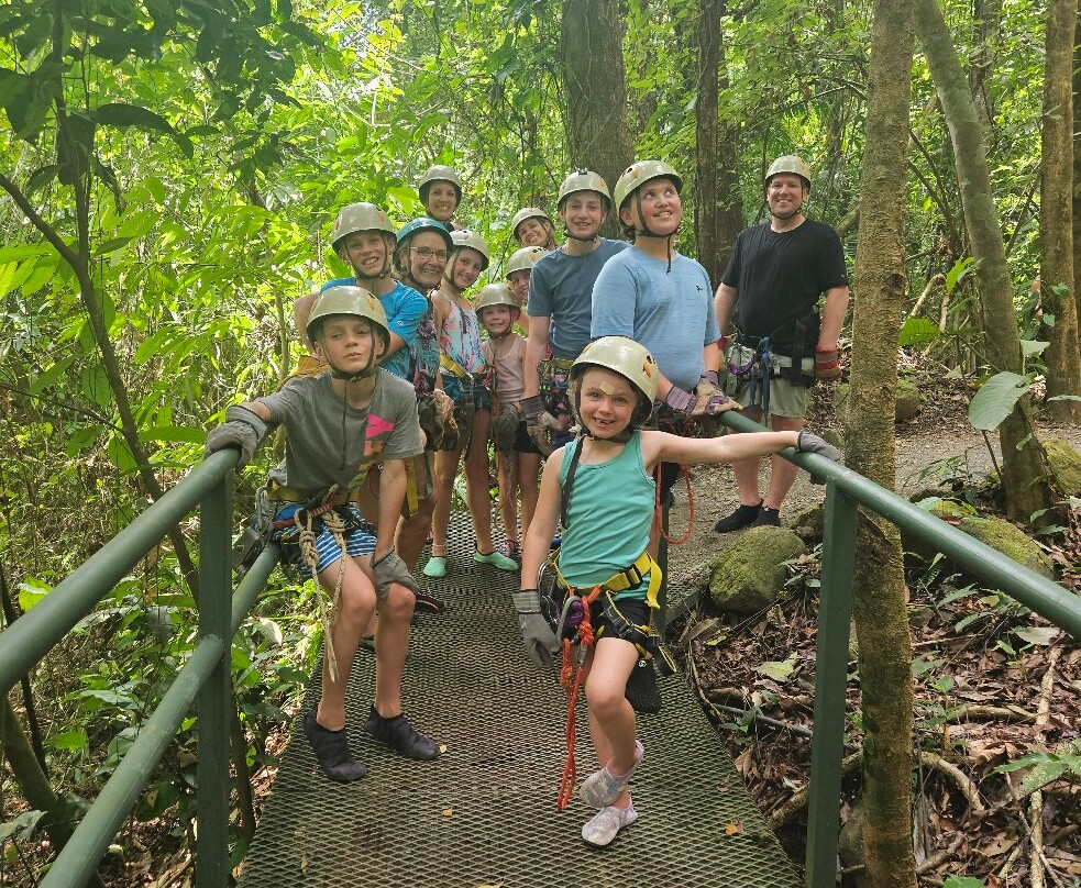 Uvita Paradise Adventures ( Zip Line)景点图片