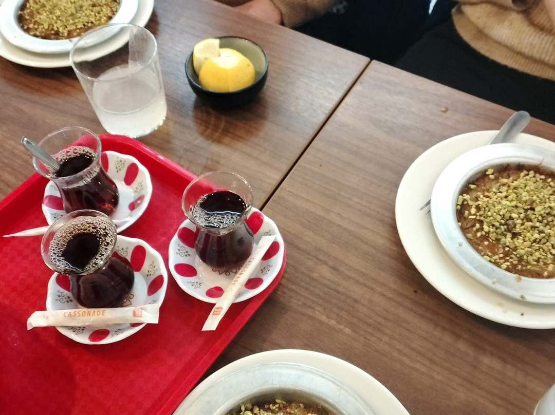 Chez Maître Sakir