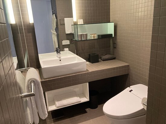 古罗诗拉酒店主图