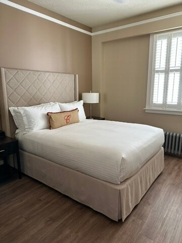 红衣主教酒店主图