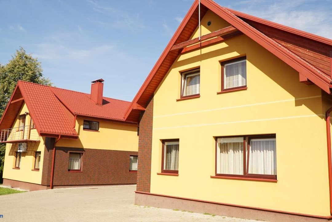 Suraučių Svečių Namai