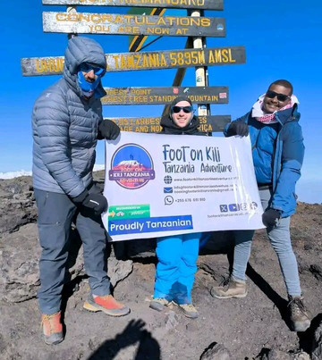 Foot On Kilimanjaro Adventure-莫西必去景点